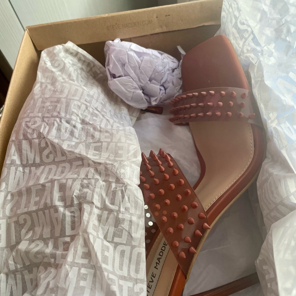 Steve Madden Lunna Spiked Brown Heels - Picture 6 of 8